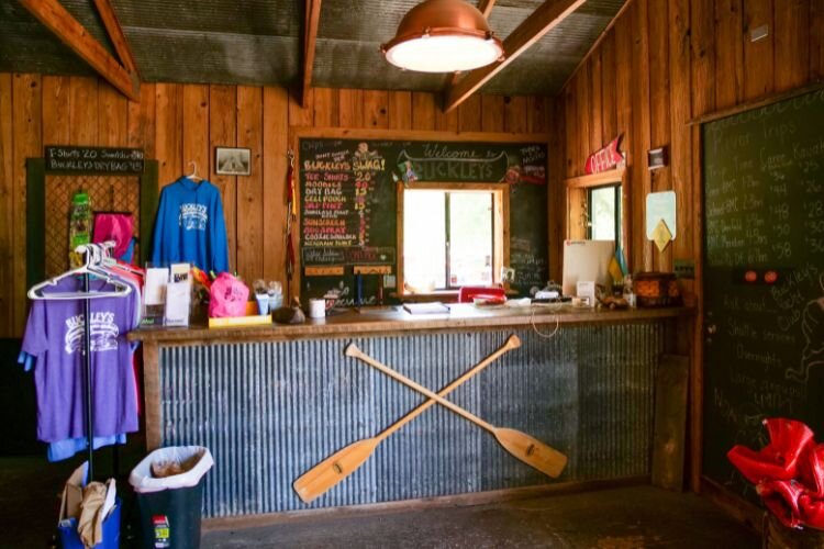 Buckley's Mountainside Canoes