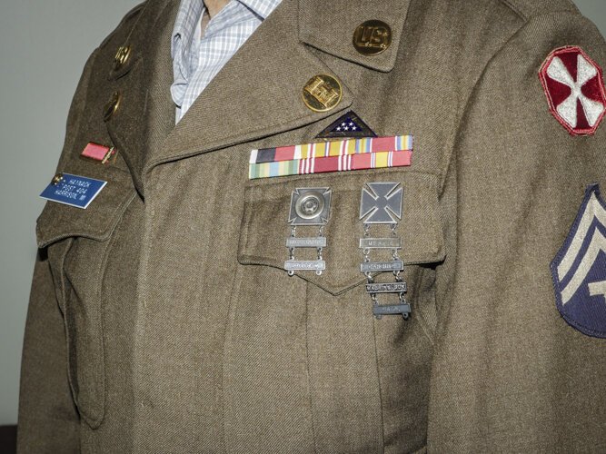 Ed Haynack’s WWII uniform