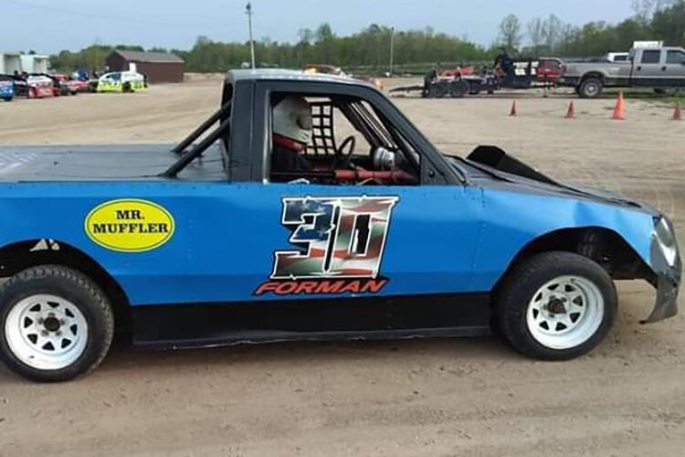 Shane Foreman pilots his vehicle at the Mt. Pleasant Speedway