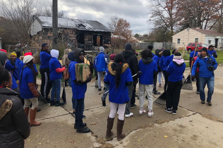 The army of volunteers gets instruction on work they will be doing Saturday, Nov. 10, 2018.