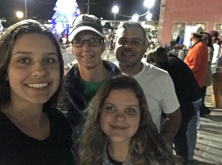 Salvador and Jodi Munoz with their daughters during a recent vacation in Mexico. 