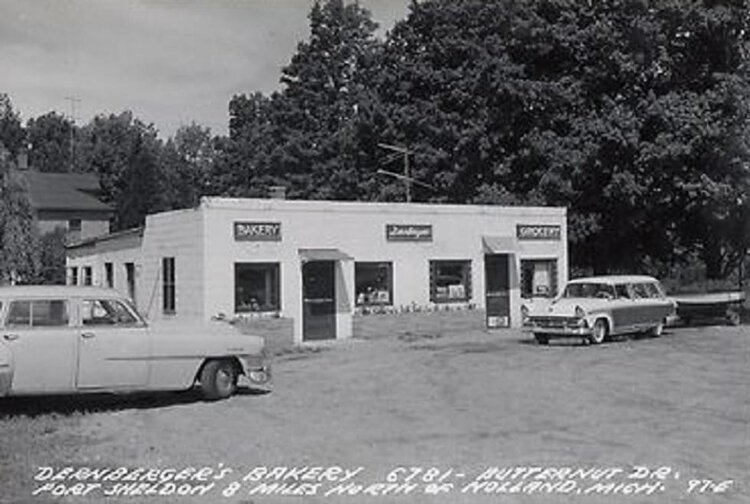 A historical photo of Dernberger’s Bakery (where Port Sheldon Party Store is now).