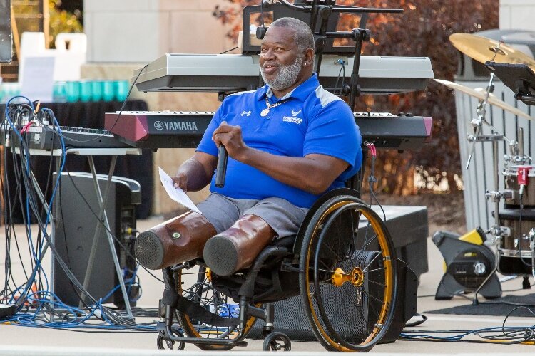 Coach Lee Montgomery was inducted into the Grand Rapids Sports Hall of Fame in 2006 and the National Wheelchair Basketball Association Hall of Fame in 2015.