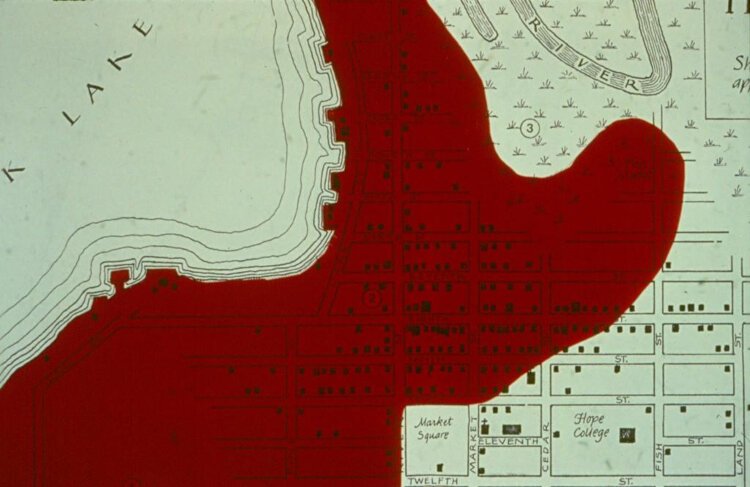 A map shows the devastation of the Great Fire of 1871 to the city of Holland.