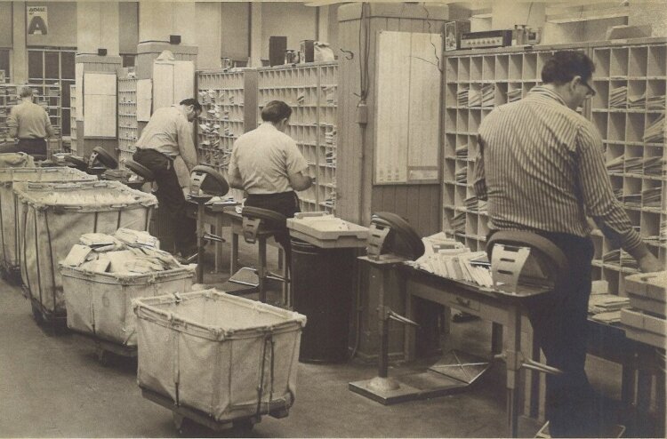 Holland Post Office workers in 1972. (Holland Museum)