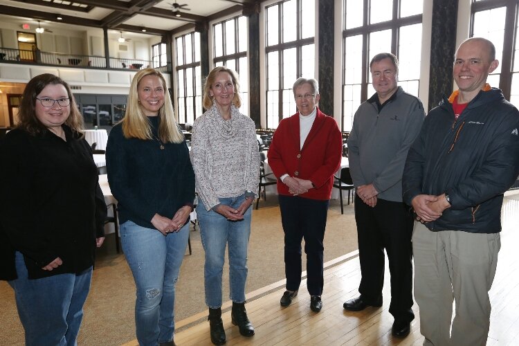 Kay Walvoord and Johannes Müller Stosch with the HSO staff. (J.R. Valderas)