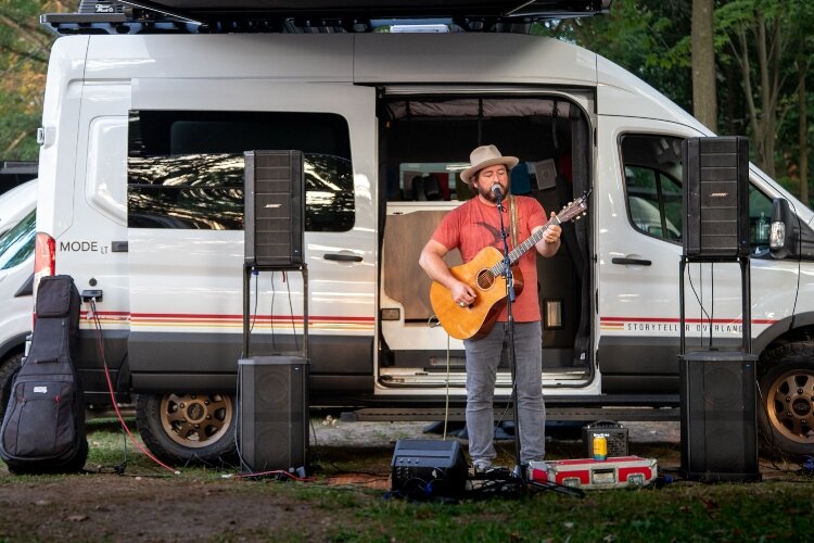 Jason Walsmith gives a concert powered by Volta on Storyteller Overland MODE LT RV.