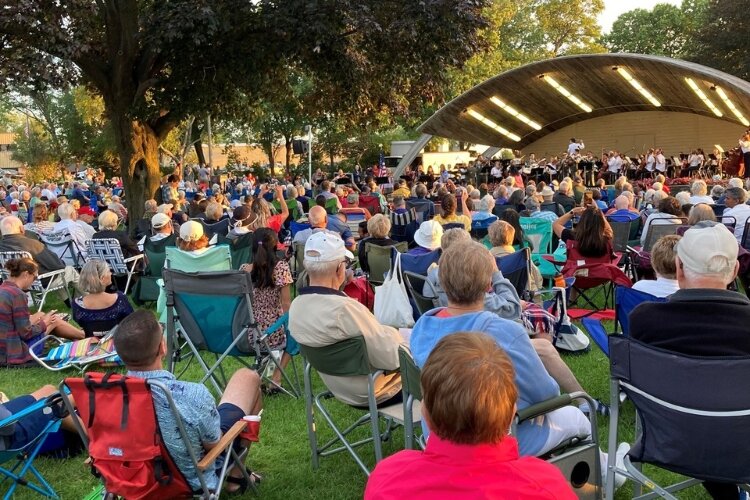 More than 1,500 attended the HSO Mariachi concert in 2021 in Kollen park. (HSO)