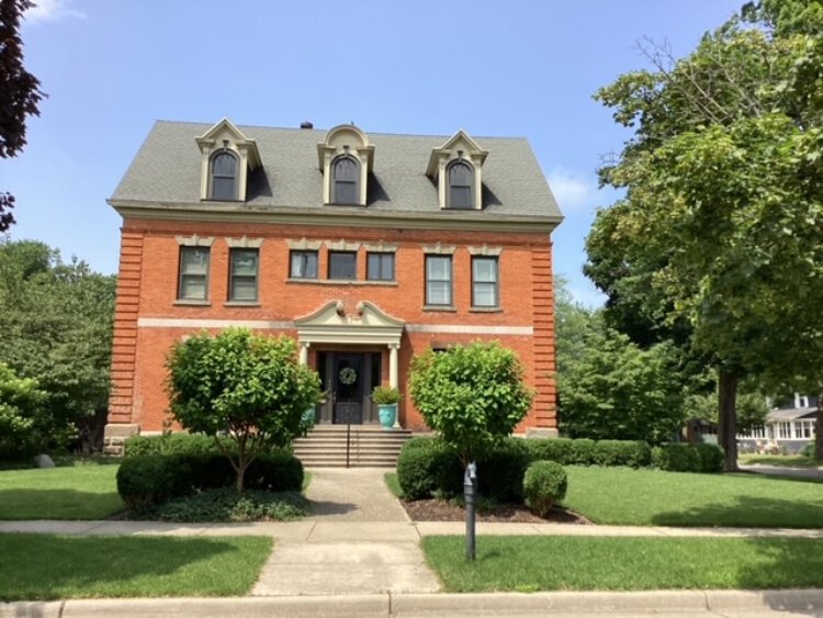 This home was used by the local pickle company to house migrant workers. It was lovingly restored to its full Georgian elegance by a former mayor and his wife, early leaders in the central city renaissance.