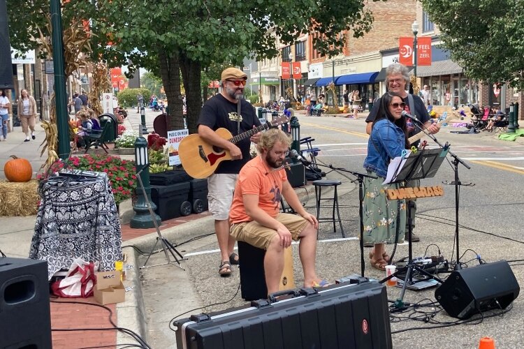 New for Pumpkinfest 2021 were puppet shows and “Music on Main” concerts, an extension of the live music events hosted throughout the summer by the city of Zeeland. 