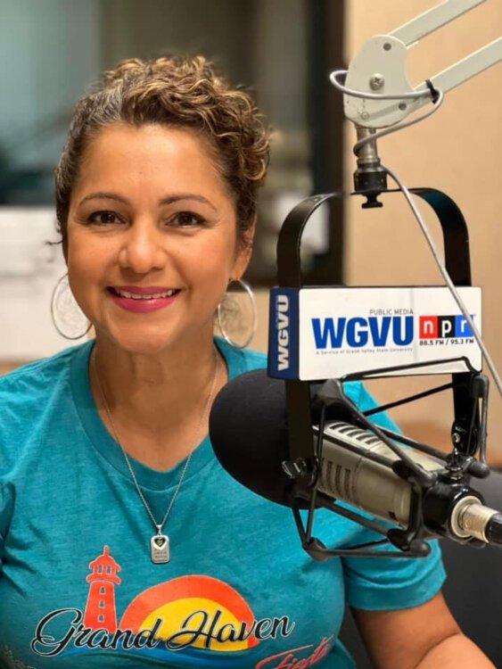 Reyna Masko appears on WGVSU radio.