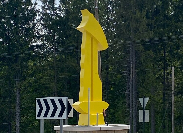 Saugatuck Township unveiled its first public artwork, “Canary in a Coal Mine,” an 11-foot sculpture.