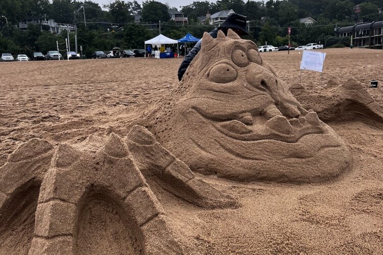 Grand Haven’s annual sand sculpture returns after hiatus