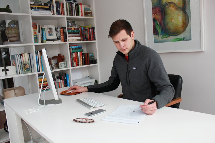 Author Luke Ferris works from home.