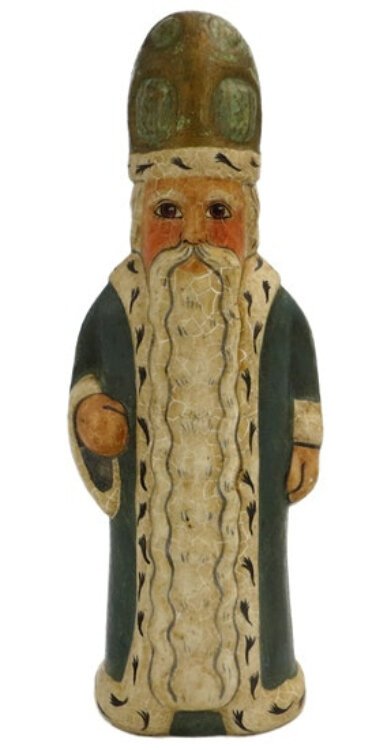 I Love the long beard on this chalkware piece from Vaillancourt Folk Art.