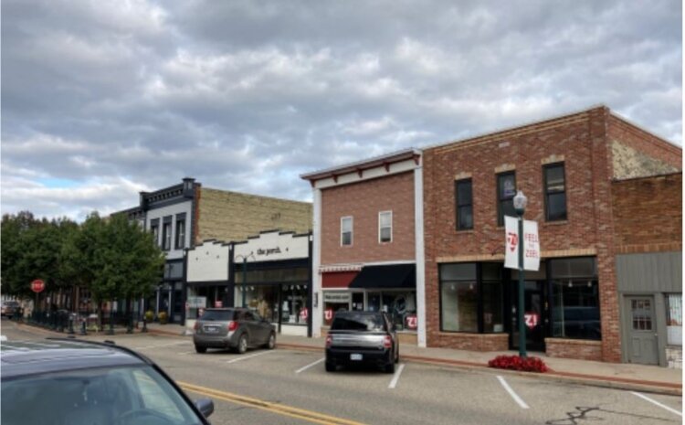 The city of Zeeland is seeking proposals for a new mixed use building to complement its downtown.