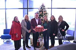 Erika DeLange, Lisa Thomas, County Executive Mark Hackel, Vicky Rowinski, Stacy Ziarko, and Amy Persyn (L to R) at the Shop Local Macomb drawing event.