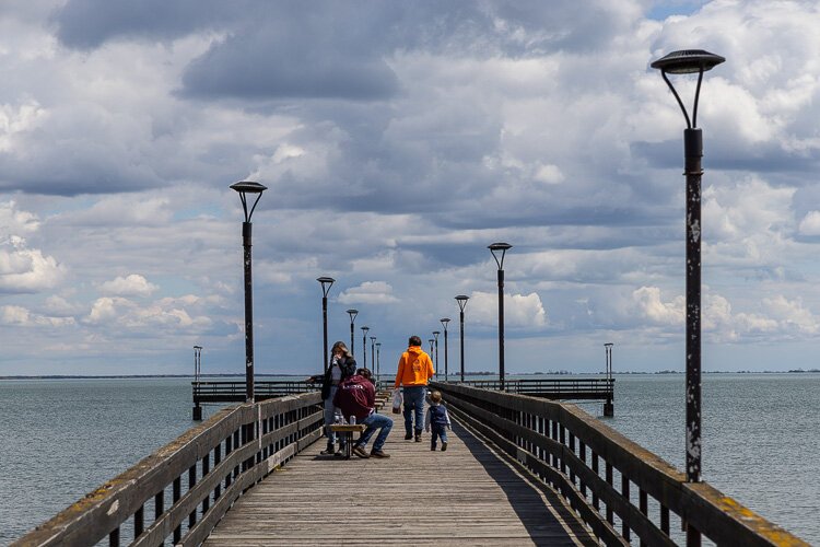 A family enjoys the sights at Brandenburg Park.