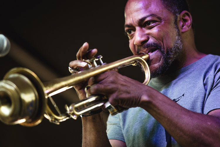 Jazz On the Ave. Photos by Stephen Koss.