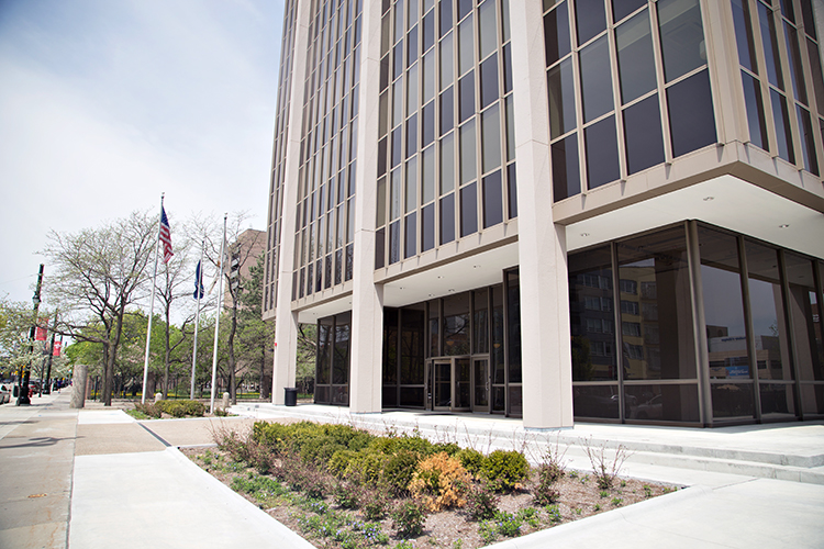 Plaza loft apartments on Woodward Ave