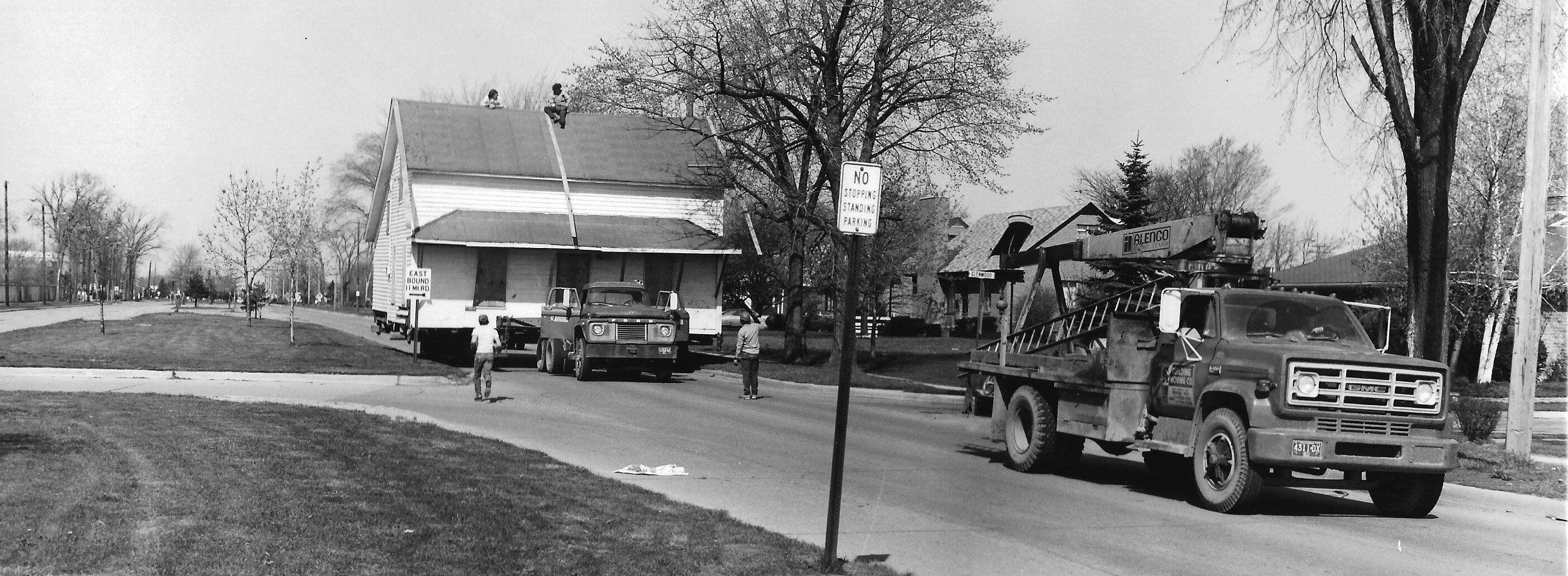 Moving day for the Selinsky-Green House, 1975.