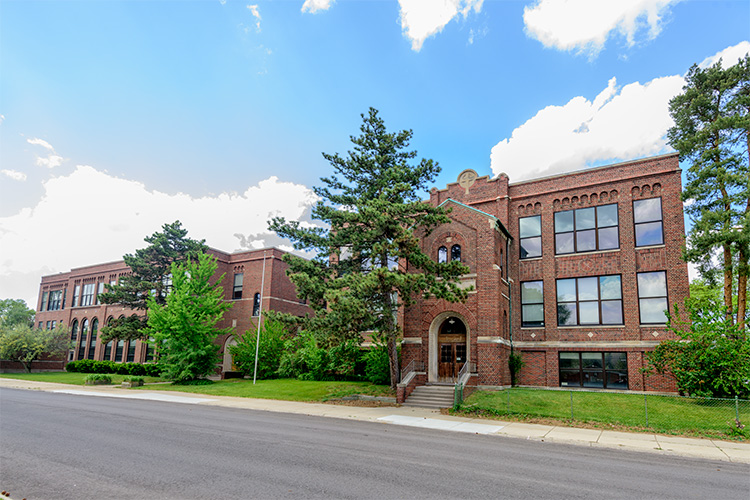 St. James School. Photo by Doug Coombe.