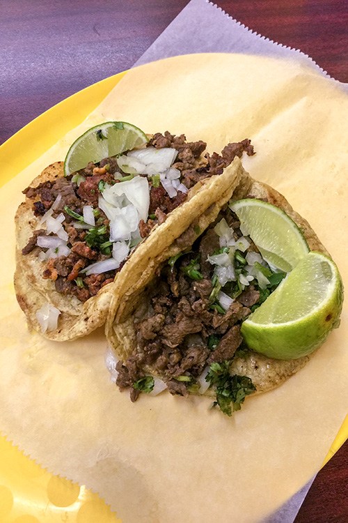  Los Arcos Market.  Photo by Doug Coombe.  Photo Credit:  Cities:select  Keywords: Comma separated kewords Description