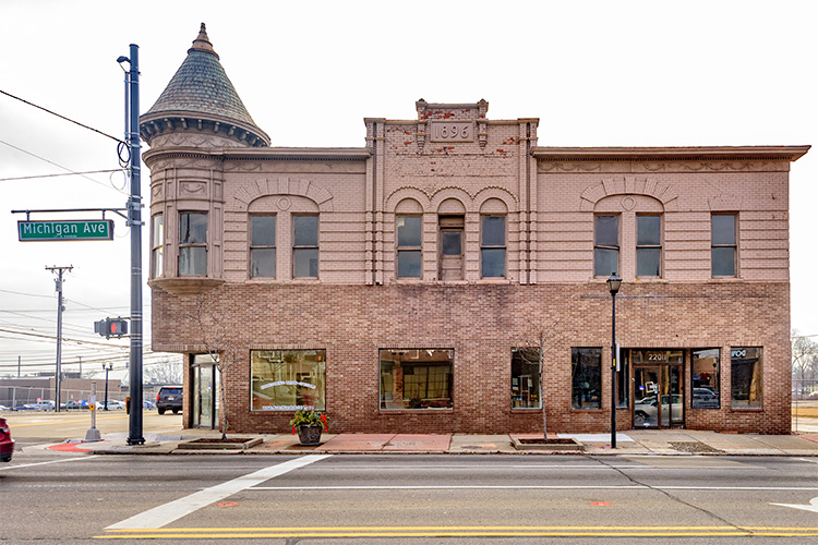 Wagner Hotel. Photo by Doug Coombe.