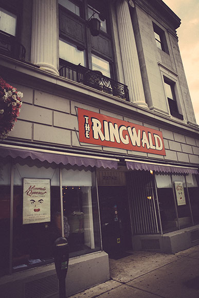 fringe-theaters-010