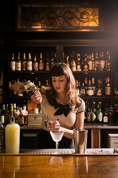 female-mixologists-010