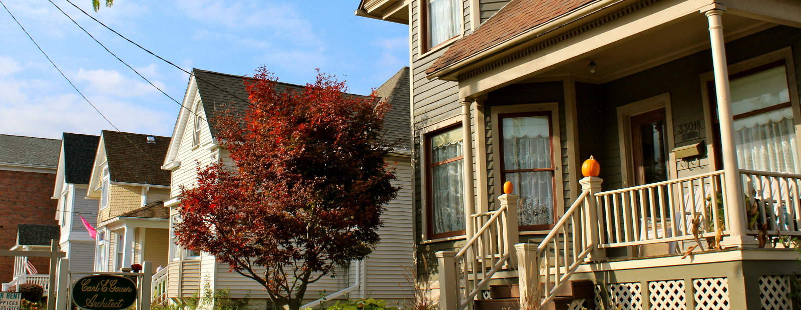 Queen Anne houses in downtown Farmington