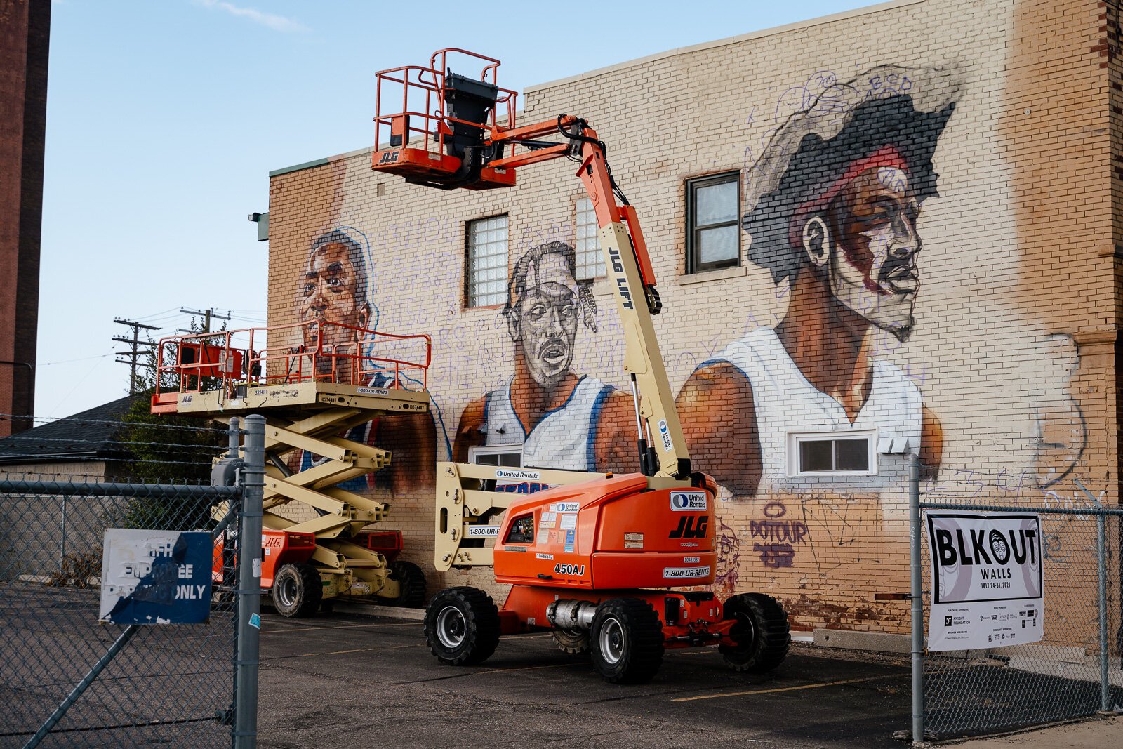 Sydney James and Birdcap immortalize Detroit Pistons on E Milwaukee Avenue