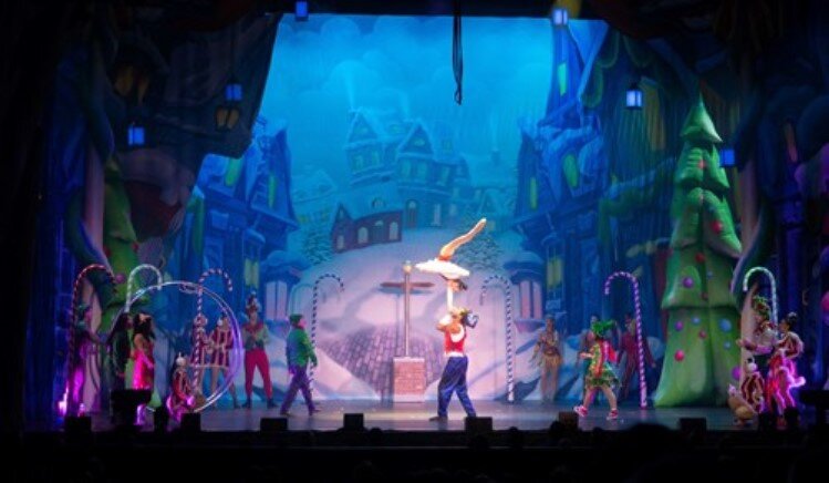 Cirque Dreams Holidaze will get the audience into the holiday spirit.