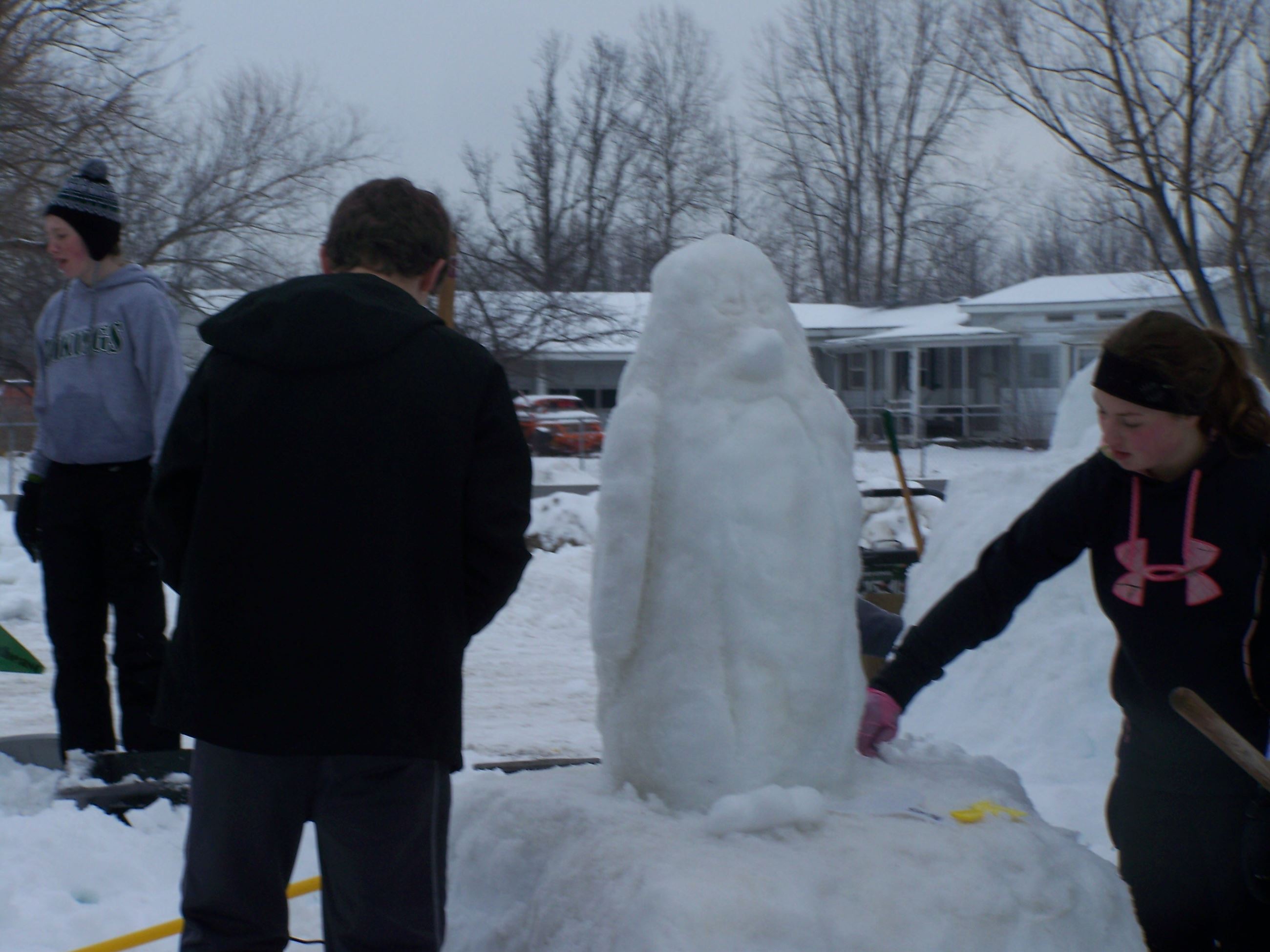 A previous sculpture competition with local Midland County teens.