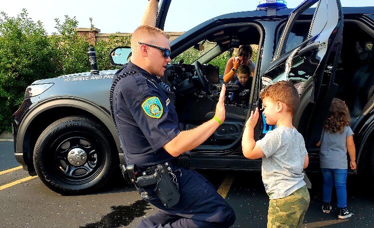 City of Midland police officer