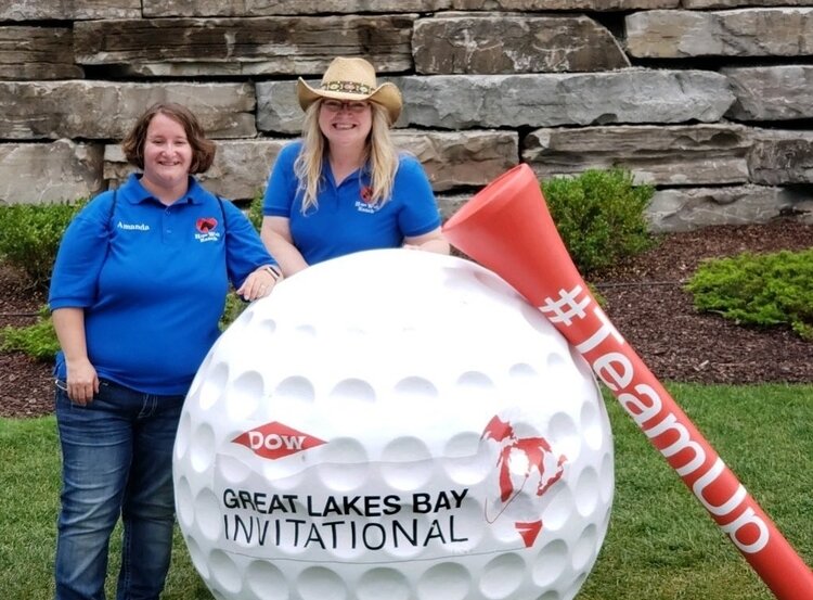 Jodi and Amanda from HopeWell Ranch at the DGLBI.