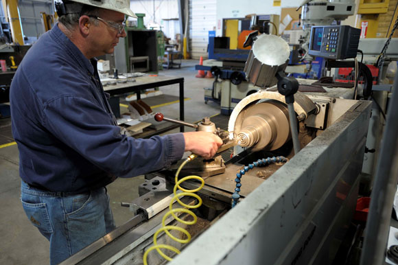 Valve machining at the Exterran Gaylord facility.