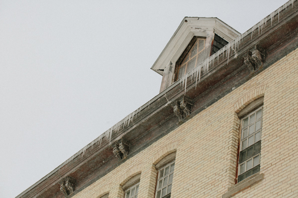 Even in the cold, work continues. / Beth Price