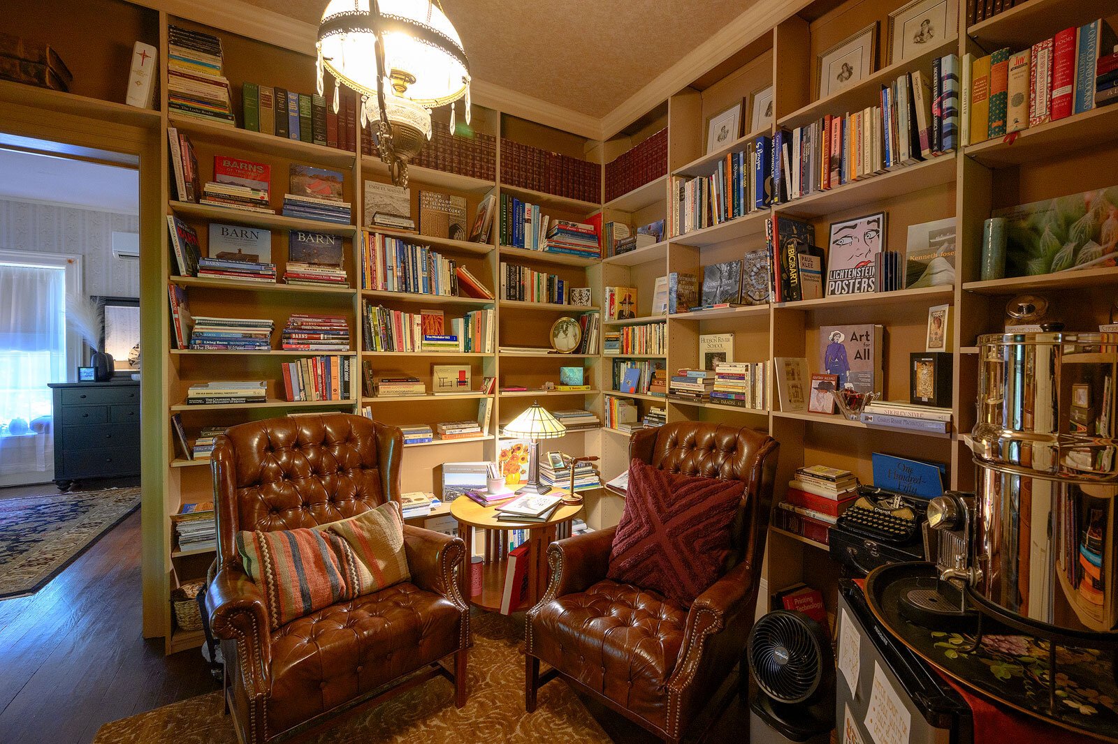 The reading room at The Newton of Ypsilanti.