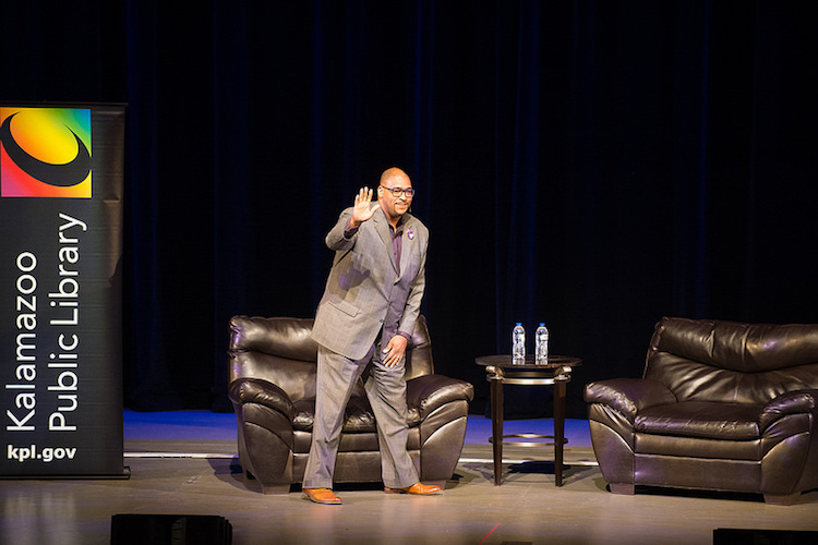 Tim Terrentine greets the full house at WMU's Miller Auditorium