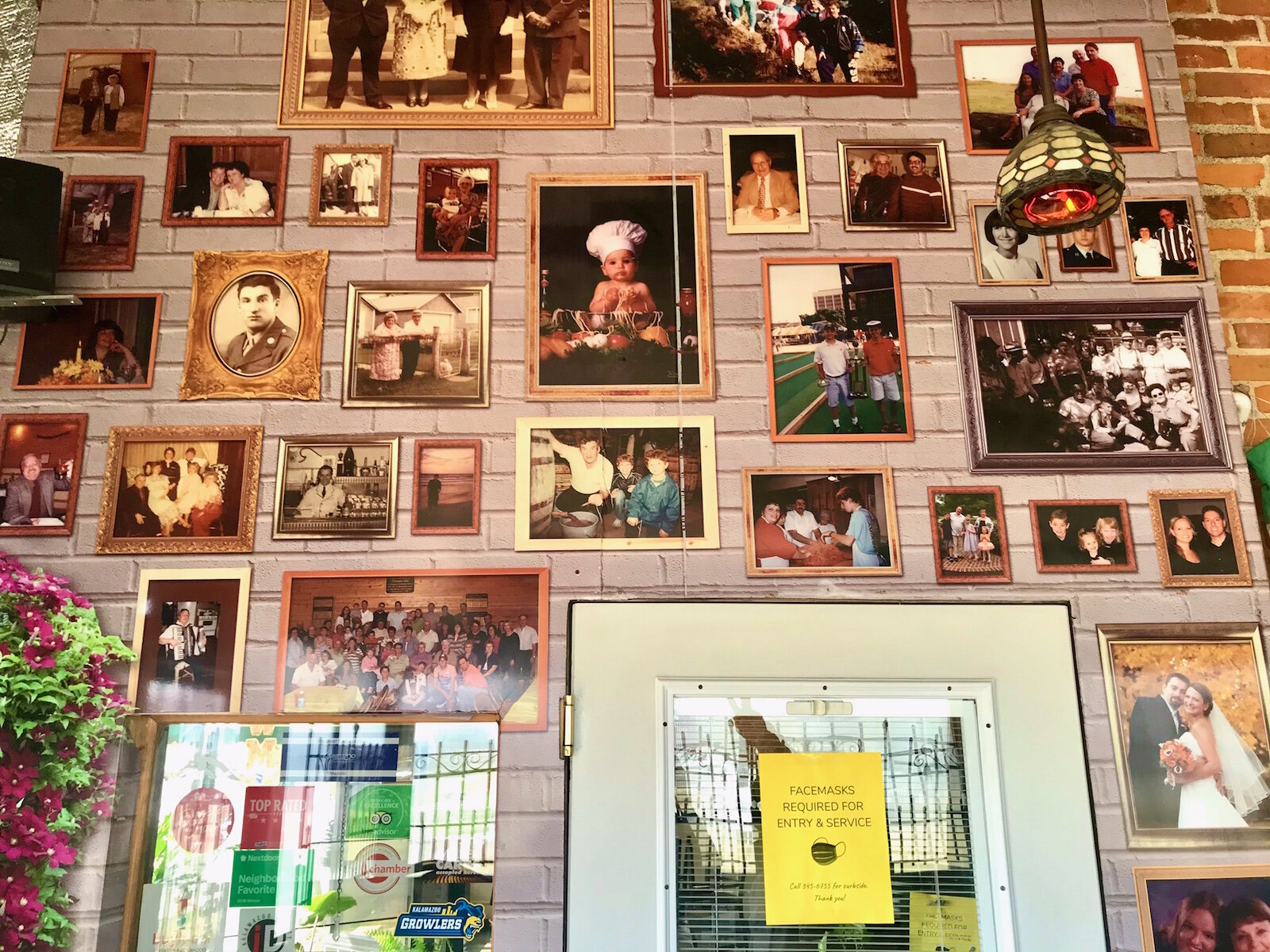 The menu at Comensoli’s Italian Bistro is made primarily of recipes contributed by members of the Comensoli family, who immigrated to Michigan from Italy two generations ago.