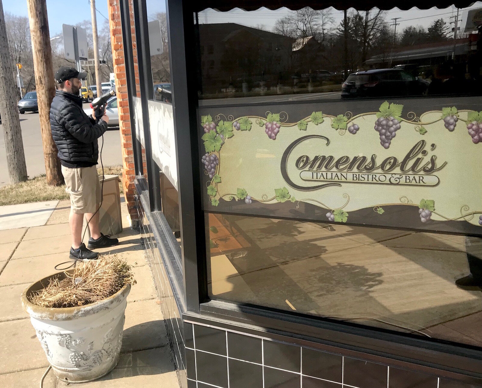 Along with the Stuart Avenue Bed & Breakfast, Comensoli’s Italian Bistro, at 762 W. Main St., may be one of the two most recognizable businesses in the Stuart Neighborhood, just east on downtown Kalamazoo..