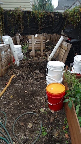 The contents of any one bucket of waste generated by Vine Neighborhood participants could be expected to move through each pile at a rate of about two to four weeks per pile. 
