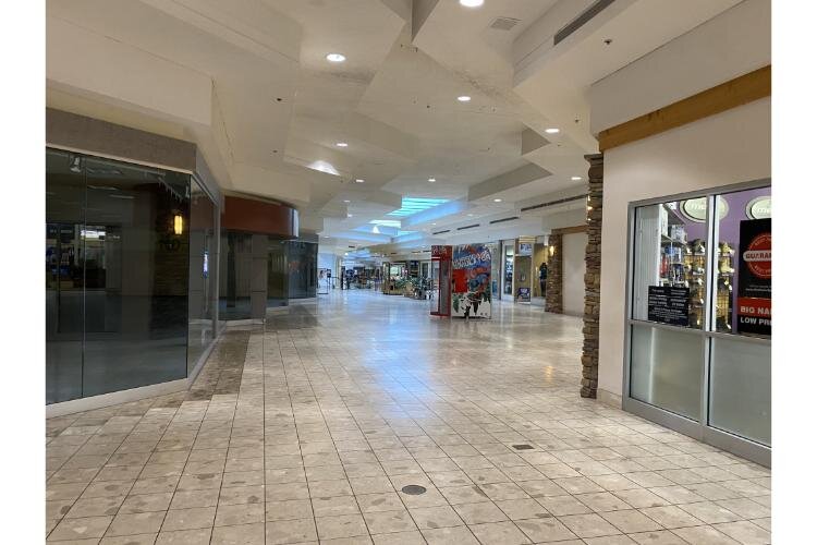 The inside of Lakeview Square Mall is also quite empty, a combination of stores losing out to online businesses, and a lack of initiative to keep businesses in the mall. 