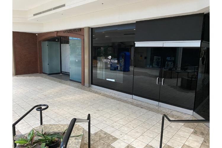 The inside of Lakeview Square Mall is also quite empty, a combination of stores losing out to online businesses, and a lack of initiative to keep businesses in the mall. 