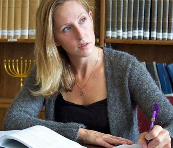 Kate Thomsen as Nicola Wilson