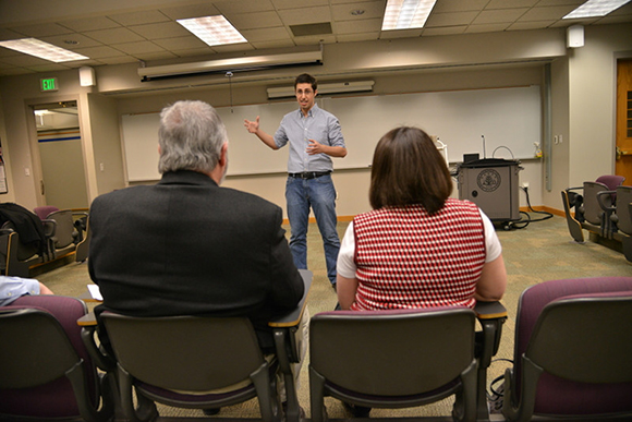 2013 Pitch 01