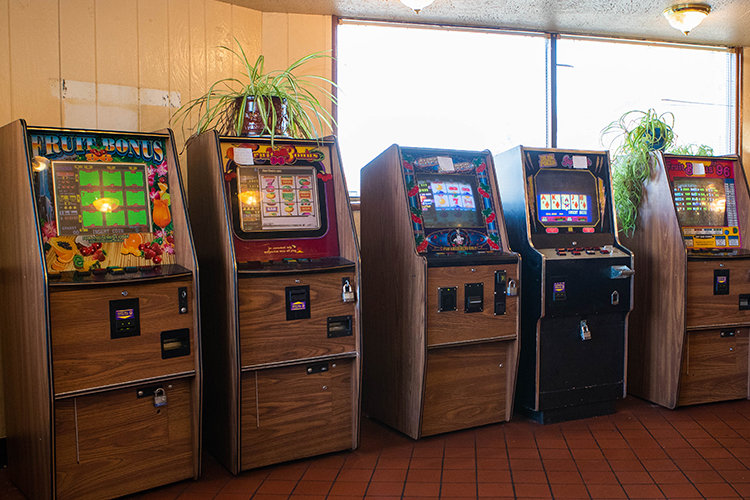 Inside Speed's restaurant in Urbandale.