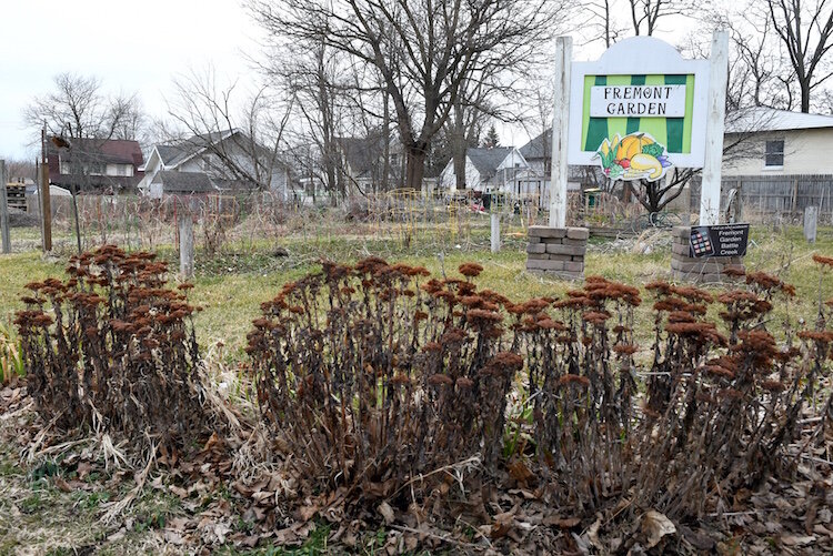 The Fremont Garden is located at the northwest corner of the intersection of Fremont and Frelinghuysen on Battle Creek’s northside.