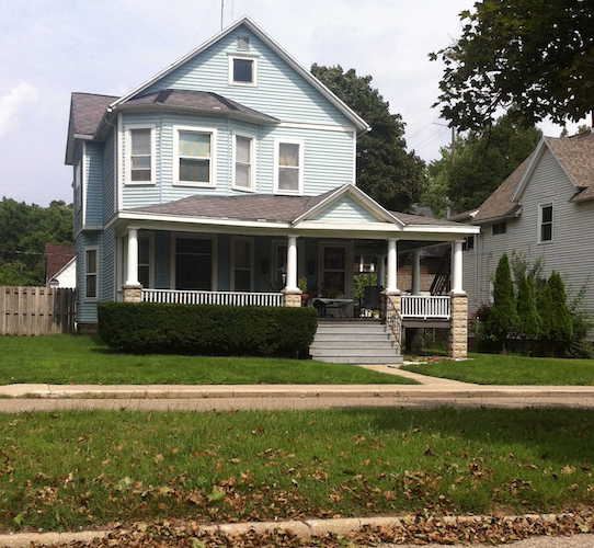 An example of interesting architecture in the Edison neighborhood.